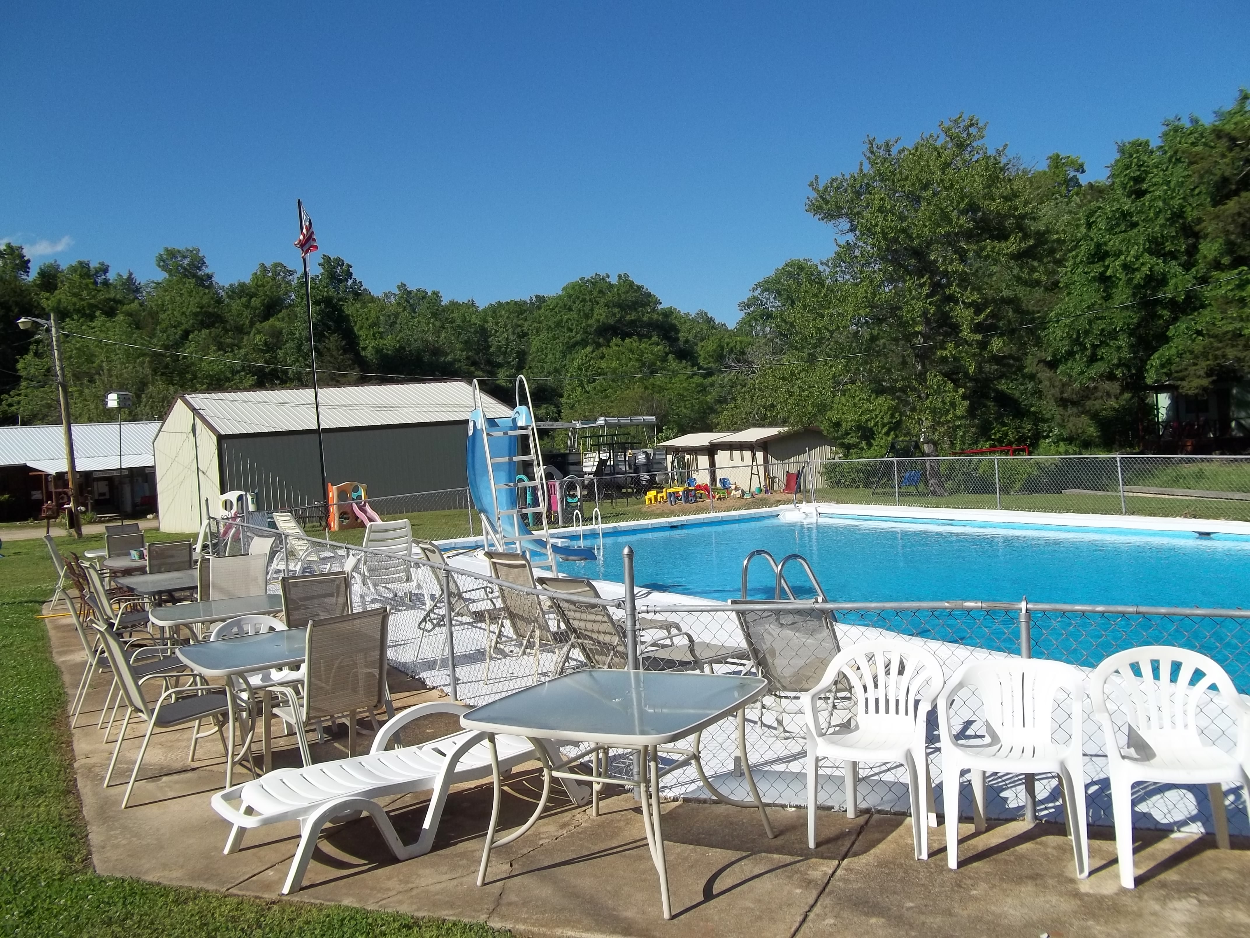  Blackburns Resort Lake Norfork