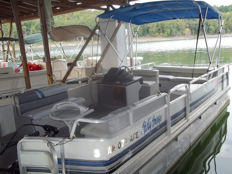 Pontoons Blackburns Resort Lake Norfork