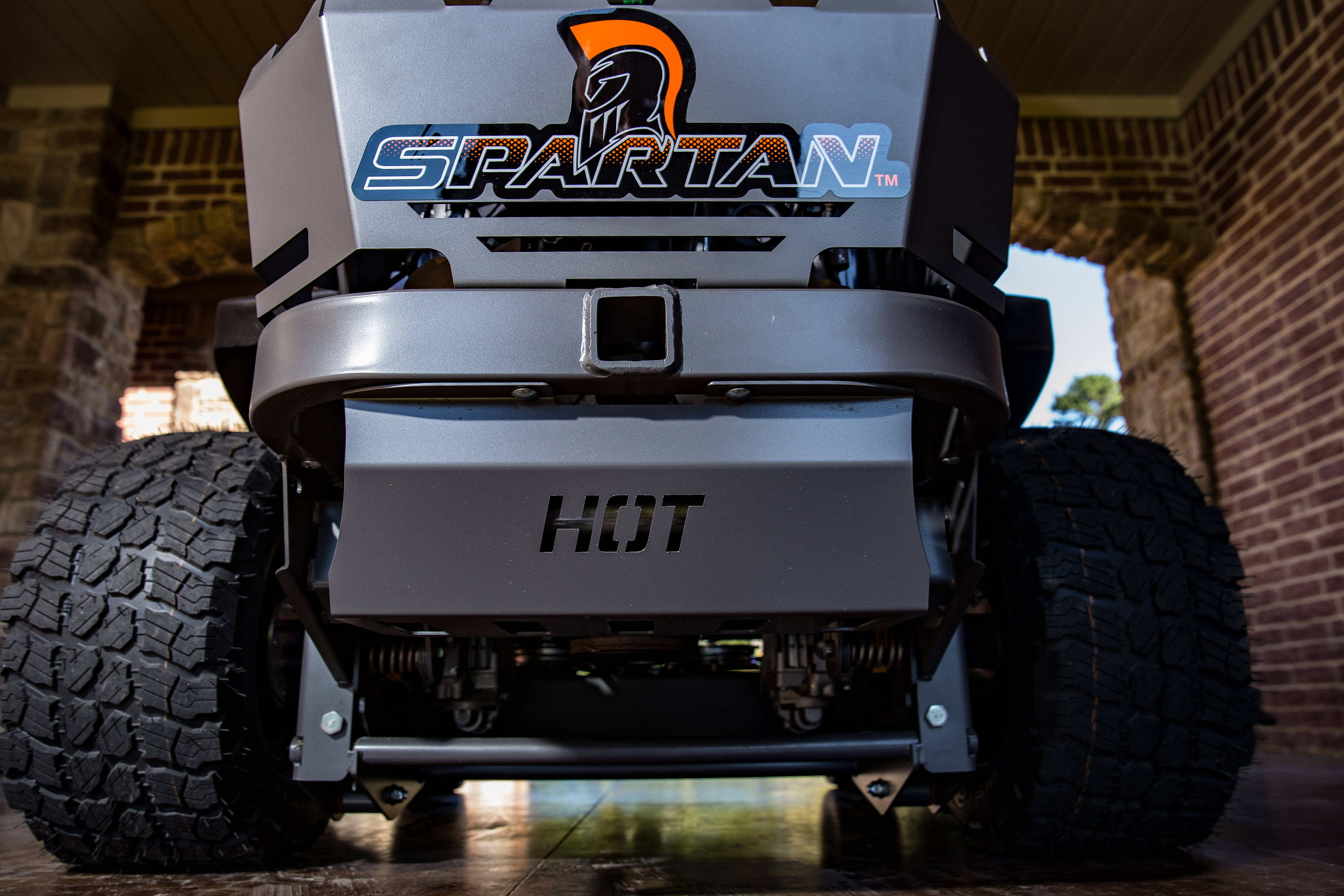 Spartan has commercial zero turn mowers. 