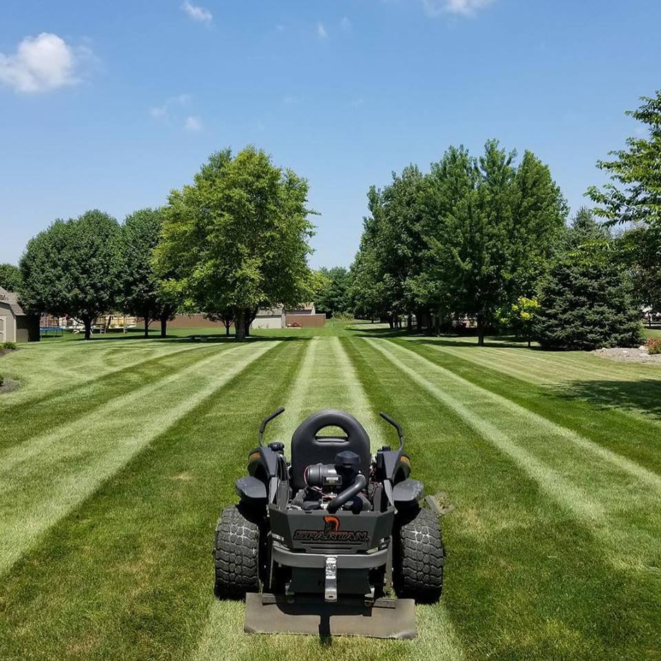 How To Stripe Your Lawn With A Spartan Zero Turn Mower Spartan Mowers Zero Turn Mowers