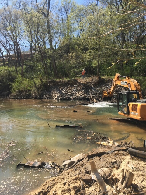 Pipeline across Poke Bayou being removed. One down and still one to go. Progress is slow but steady. The city is negotiating with the railroad to replace the sewer pipeline on lower Main Street. Then they can replace the remaining pipeline across the stream. Pipeline across Poke Bayou being removed. One down and still one to go. Progress is slow but steady. The city is negotiating with the railroad to replace the sewer pipeline on lower Main Street. Then they can replace the remaining pipeline across the stream.